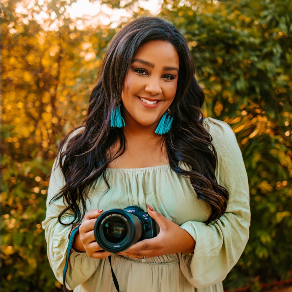 Meet your Posher, Angelique